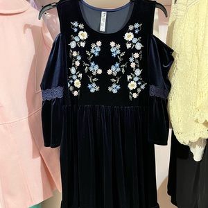 Beautees Navy Velvet Embroidered Cold Shoulder Dress